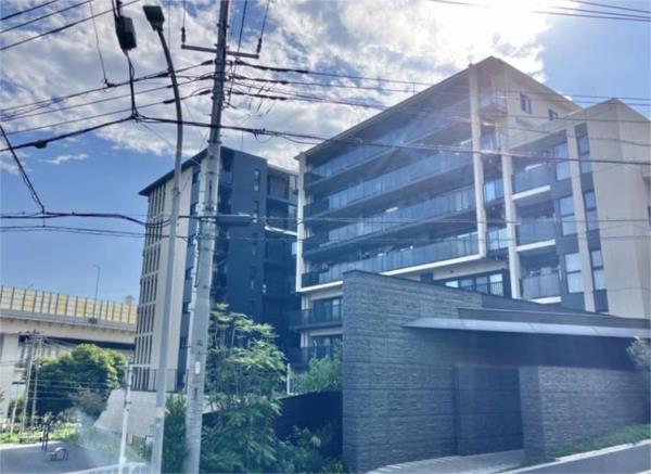 レーベン横浜山手 ONE WARD COURT D棟