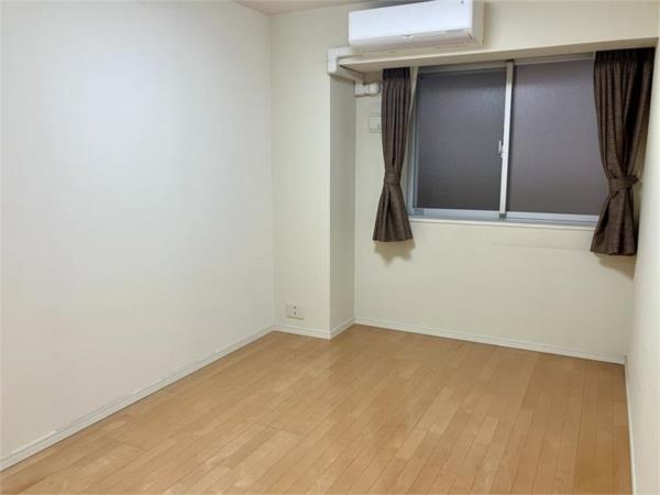 2118号室 7