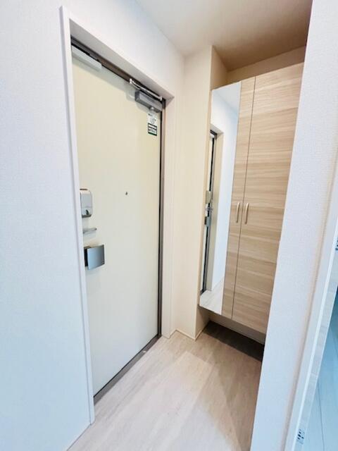 202号室 8