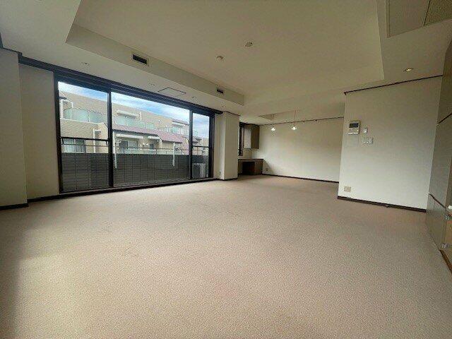 201号室 3