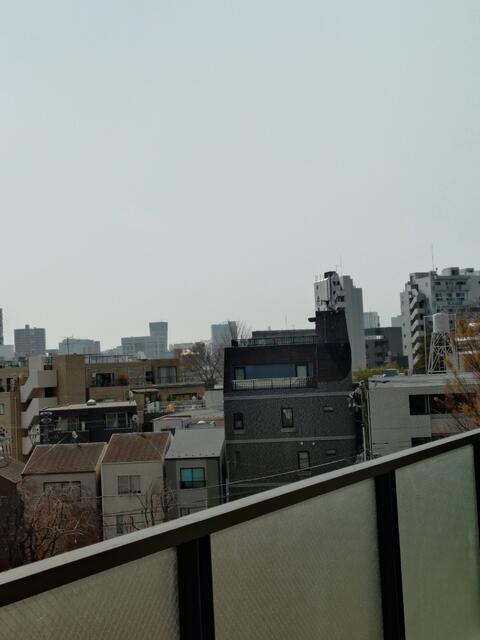 401号室 5