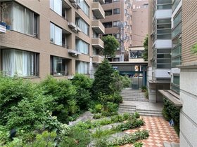 603号室 8