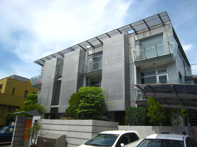 103号室 9