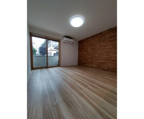 102号室 3