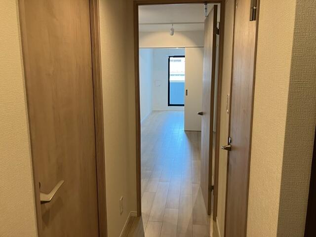 401号室 7