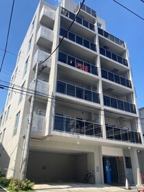 305号室 9