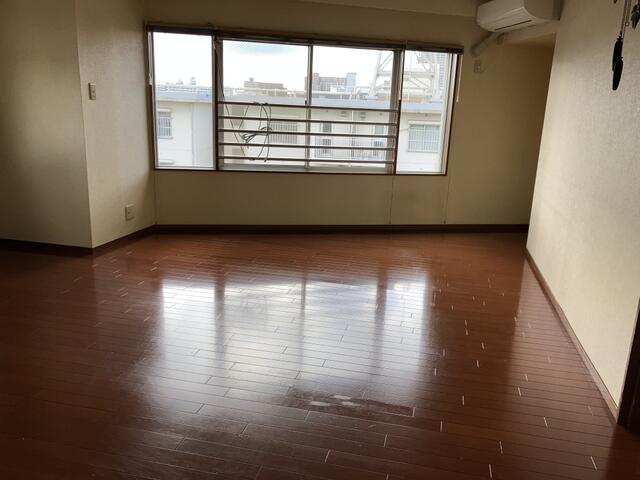 401号室 9