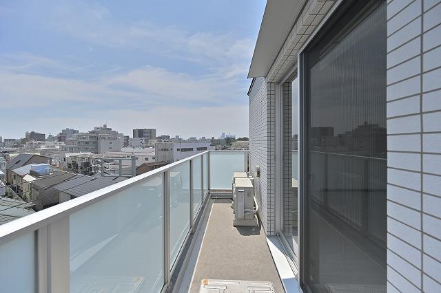 502号室 3