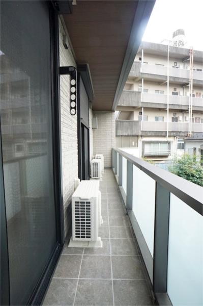 101号室 8