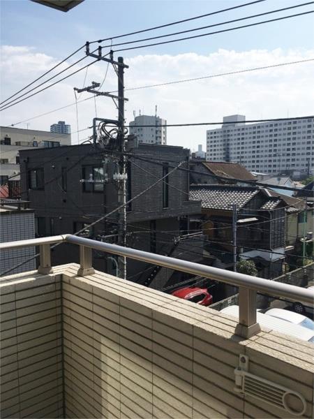 202号室 8