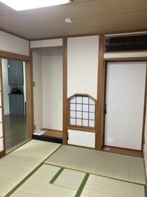201号室 5