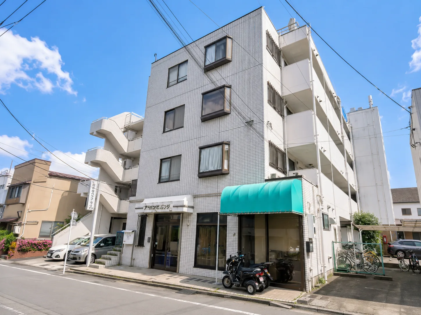 405号室 11