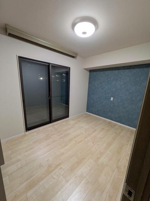 103号室 3