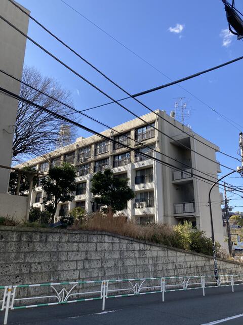 1～2階のメゾネット 9