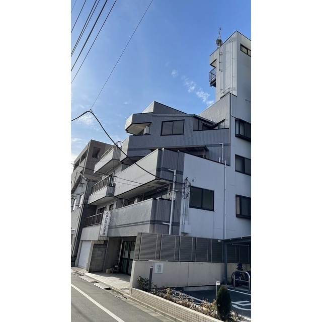 201号室 7