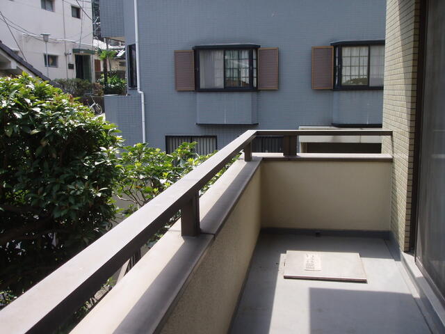 304号室 7