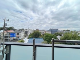 302号室 8