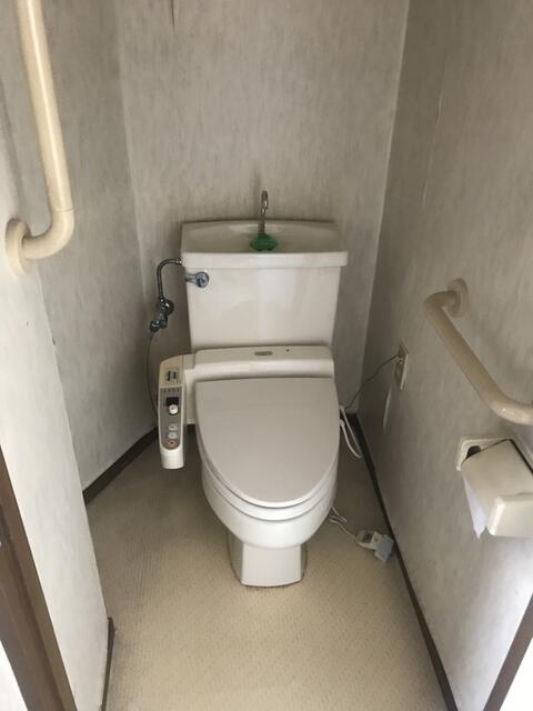 701号室 7