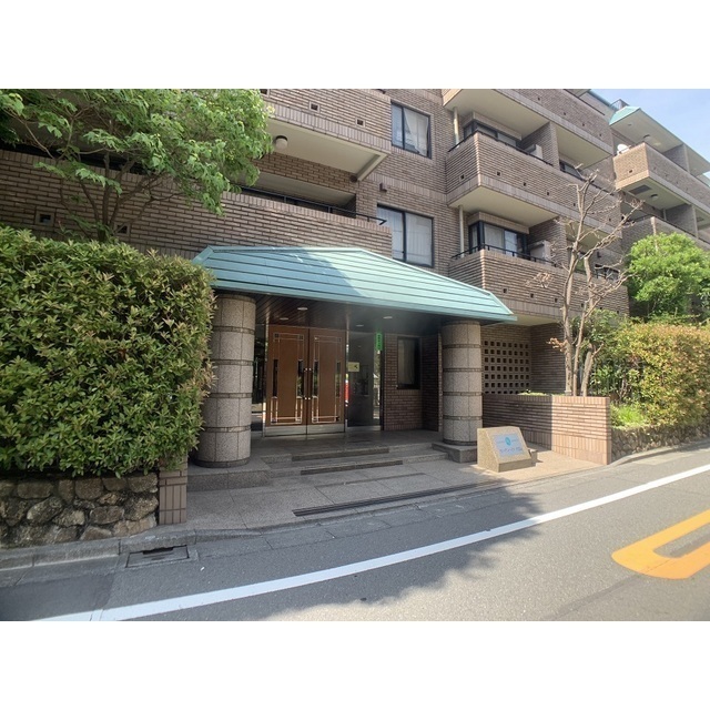 106号室 8