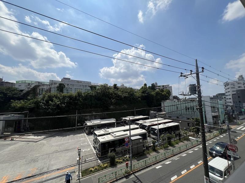 411号室 4