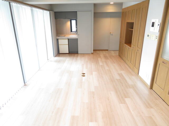 801号室 7