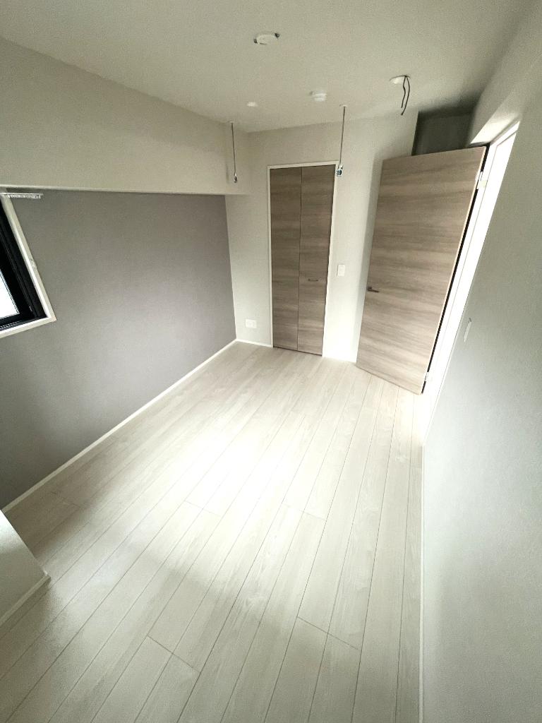 402号室 6