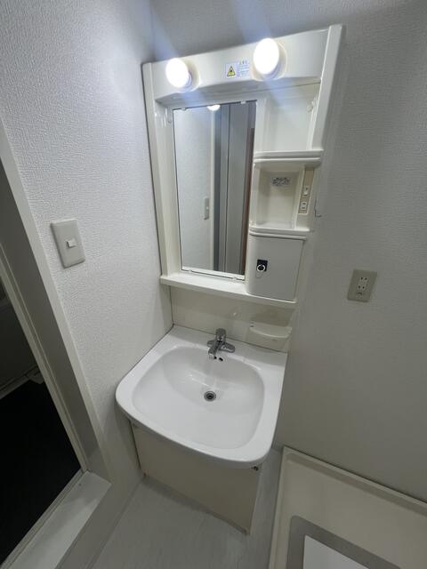 302号室 5