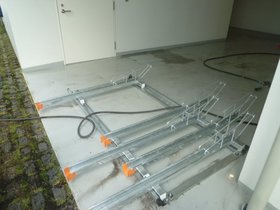 903号室 8
