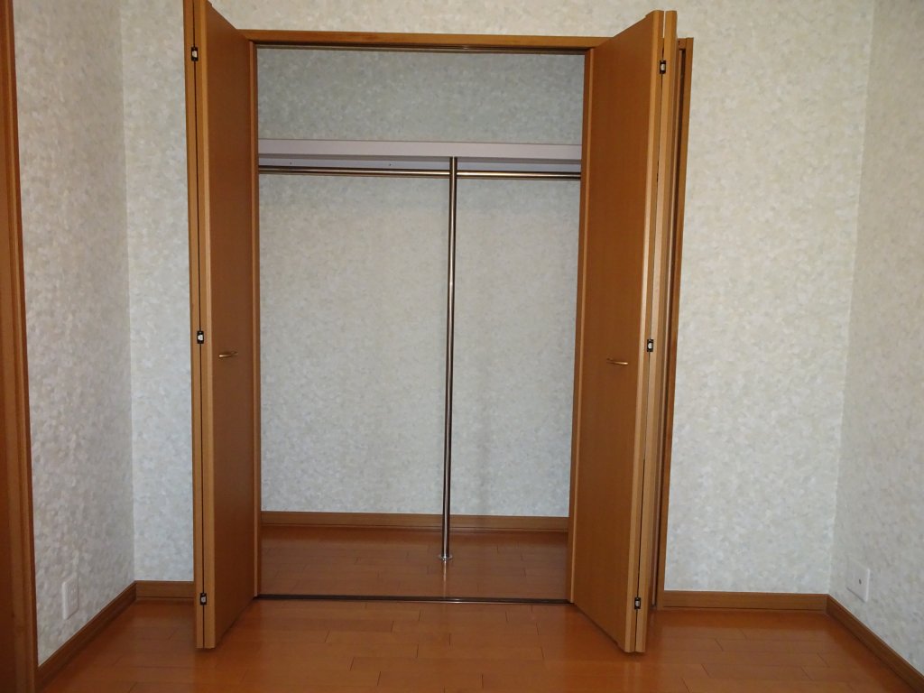 2F号室 7