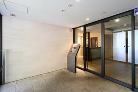 107号室 3