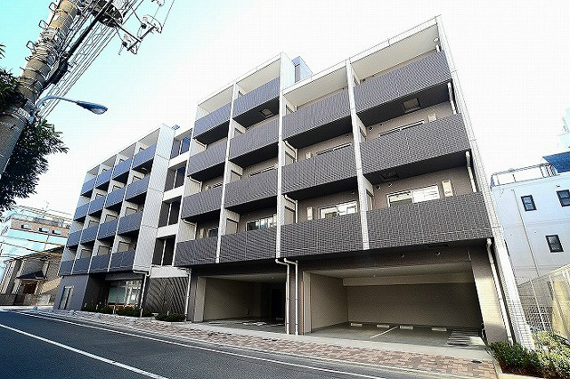 701号室 9