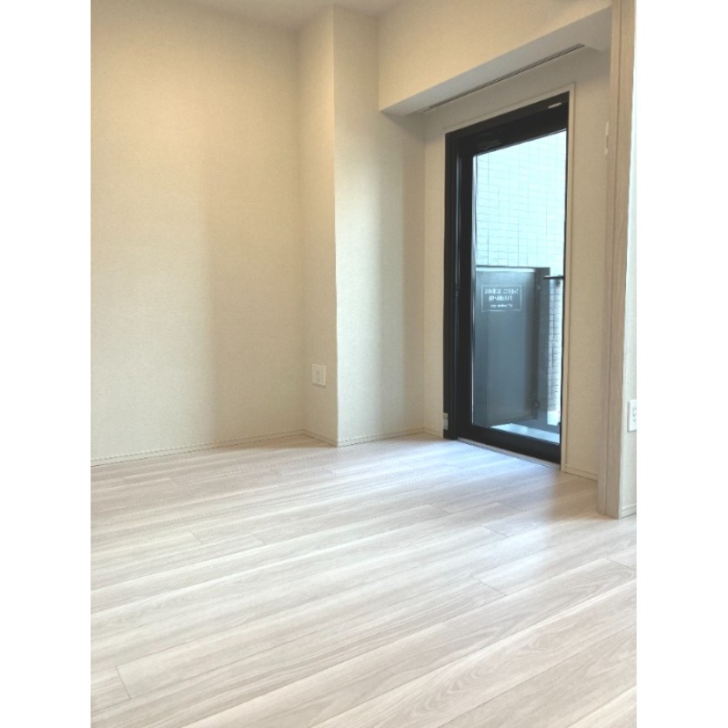 802号室 7