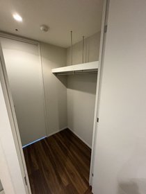 430号室 8