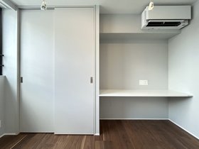 302号室 9