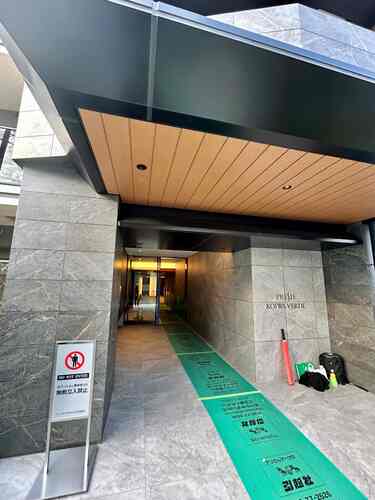 803号室 8