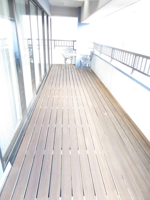 801号室 9
