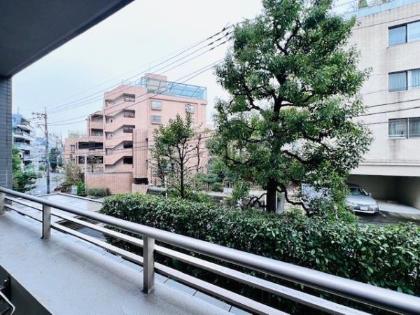 205号室 9