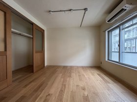 304号室 4