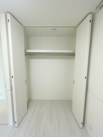 301号室 7
