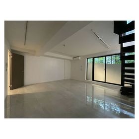 0102号室 4