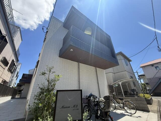 Maison M2
