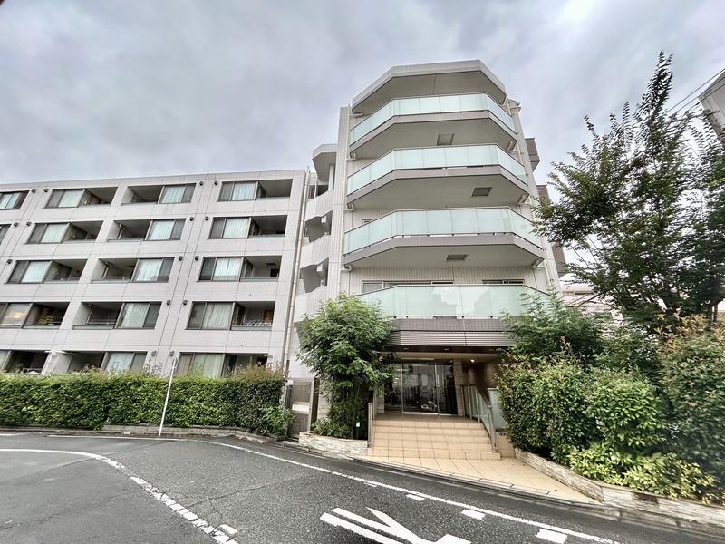 プレシス市谷台町坂 2