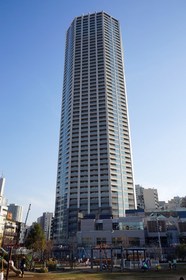 Tomihisa Cross コンフォートタワー