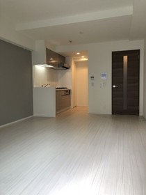 702号室 2