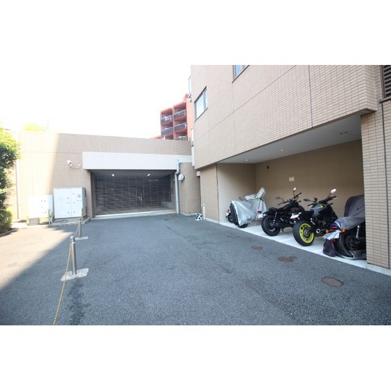201号室 11