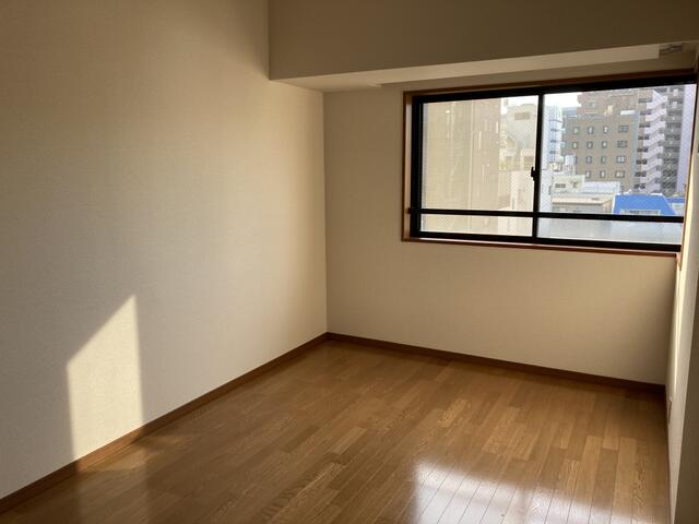 301号室 8