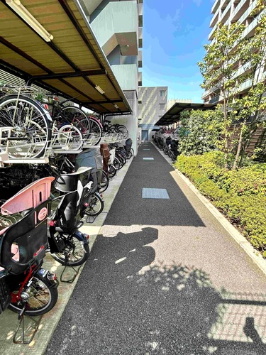 302号室 6
