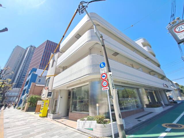 201号室 10