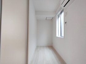 103号室 9