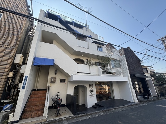 301号室 10